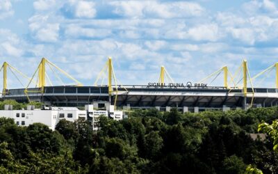 Oplev Borussia Dortmund LIVE på Signal Iduna Park
